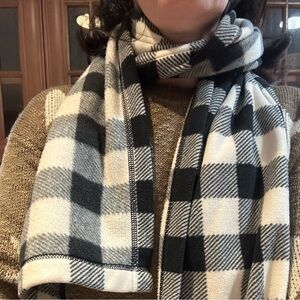 Lands’ End Black White Buffalo Plaid Check Scarf Cozy Winter Warm OS